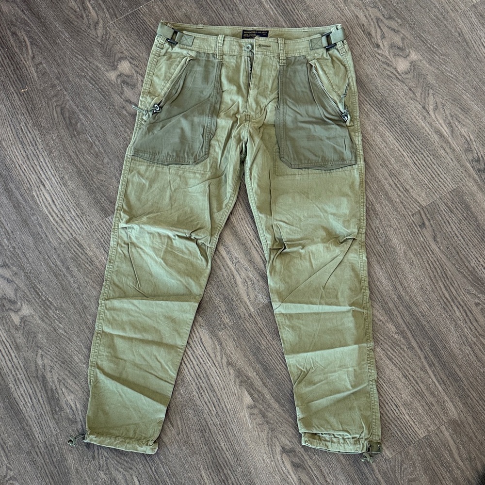 Abercrombie & Fitch Olive Cargo Pants